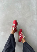 Tenis color rojo/blanco