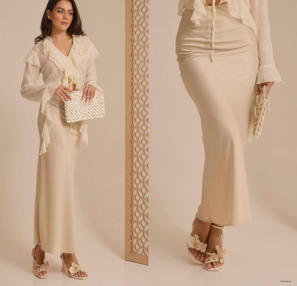 Falda satín beige